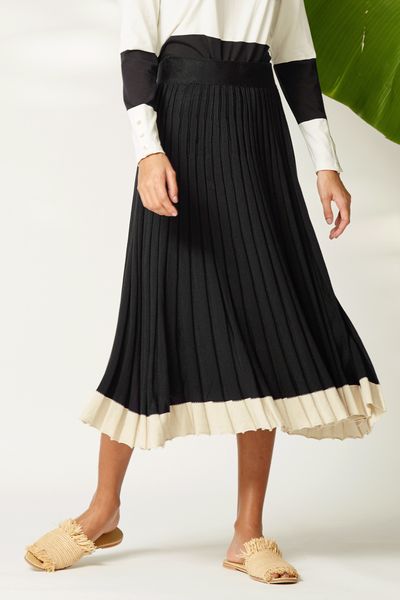 saia tricot preta