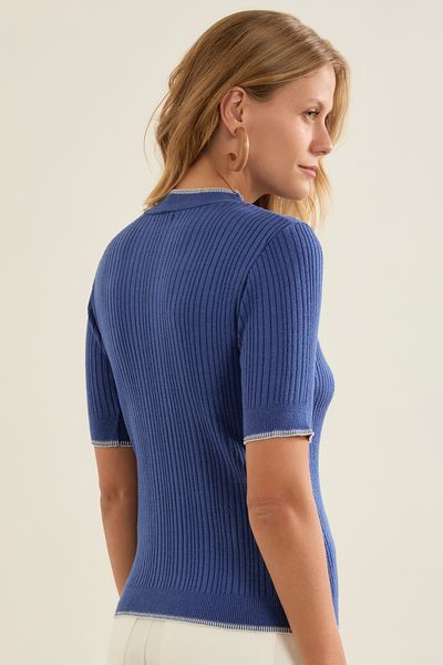 BLUSA-TRICOT