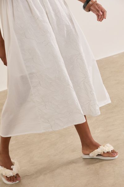 VESTIDO-BORDADO