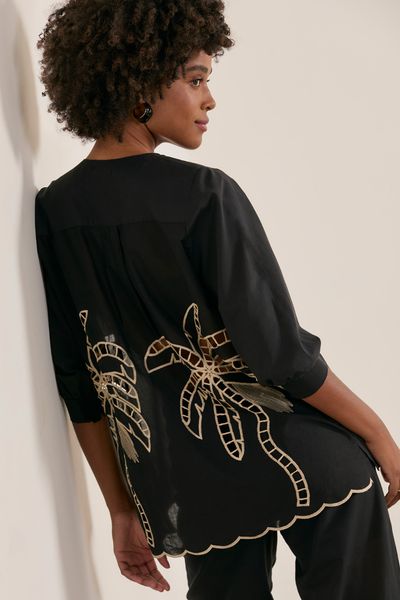 BLUSA-BORDADA