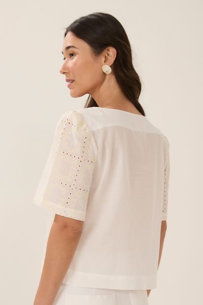 BLUSA-BORDADA