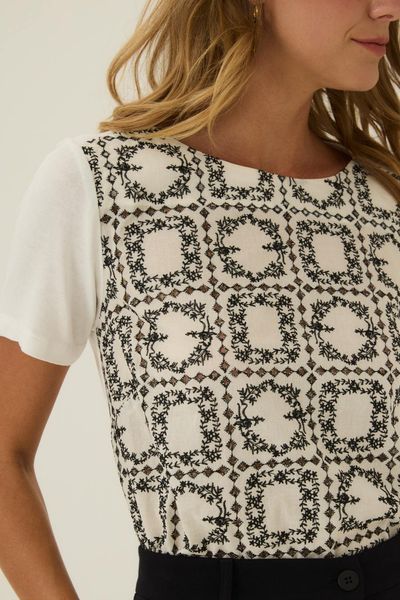 BLUSA-BORDADA