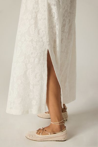 VESTIDO-RENDA