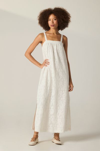 VESTIDO-RENDA